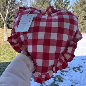 TJ Maxx Valerie Amelia heart gingham ruffle heart pillow NWT